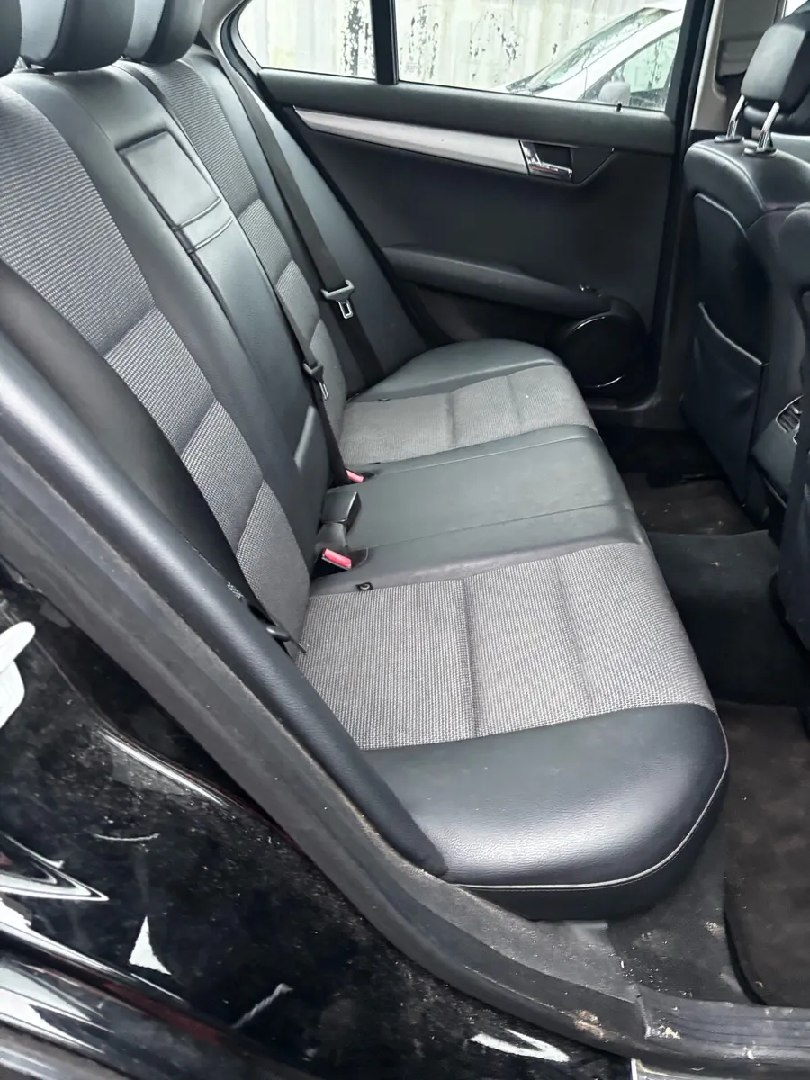 08 Mercedes c200 1.8 petrol automatic - Image 3