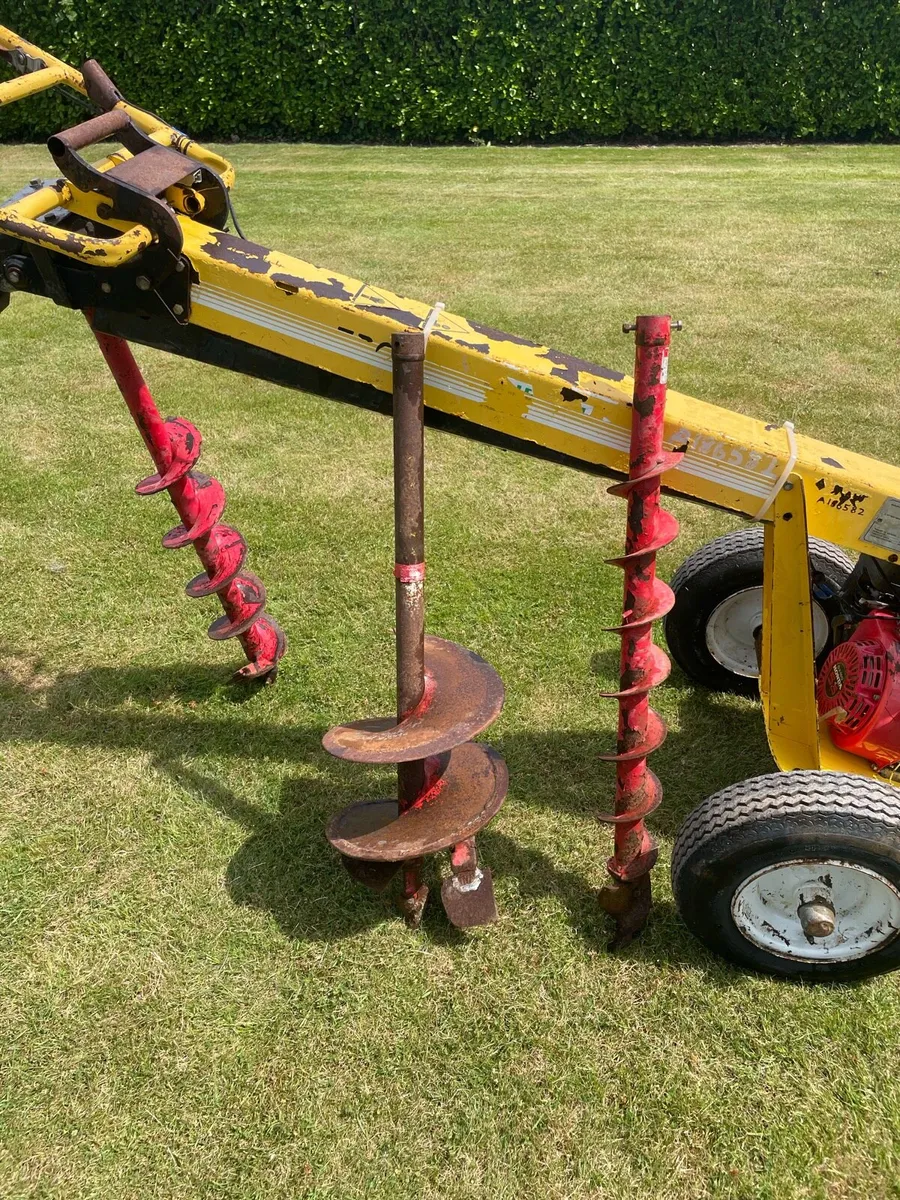 Post Hole Borer - Image 1