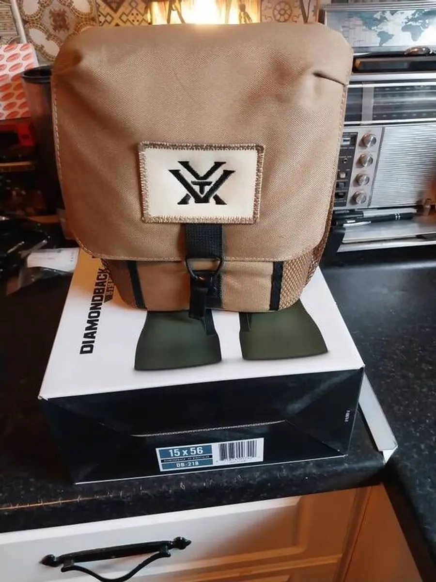 Vortex Diamondback Binoculars - Image 2