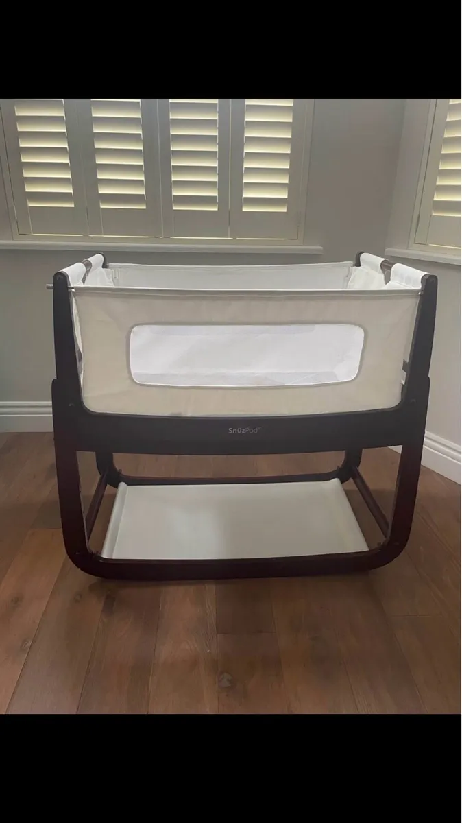 SnuzPod 4 co-sleeper - Image 1