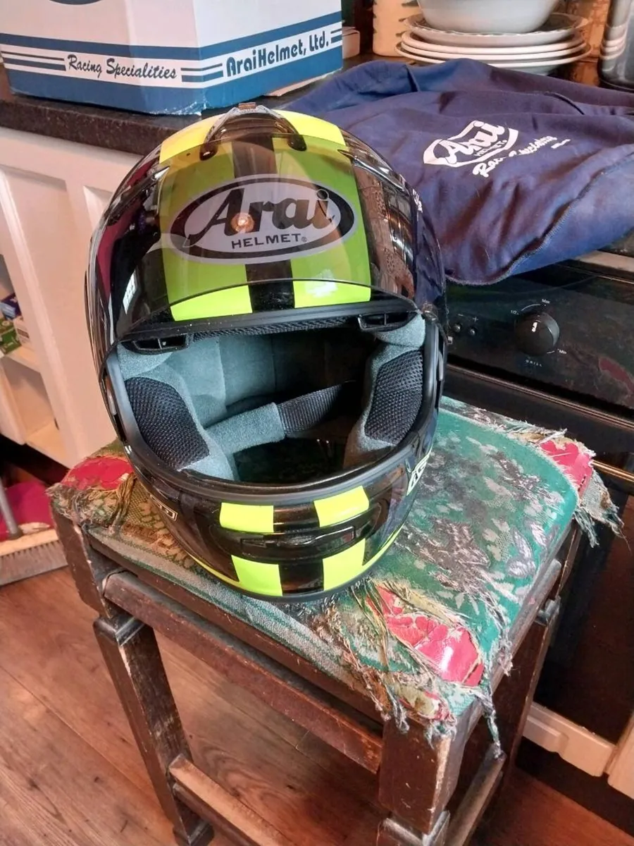 Arai Debut Blast Helmet - Image 4