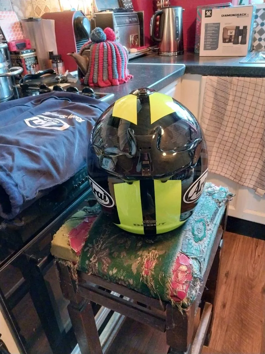 Arai Debut Blast Helmet - Image 3