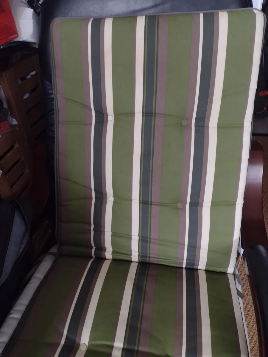 New unused full length chair or bench cushion - Image 1