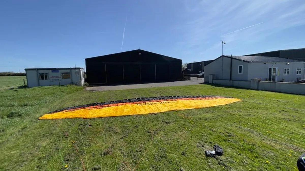 Independence Pioneer M paraglider + Independence Logo! Pro harness (with reserve chute) sold as a set - Image 1
