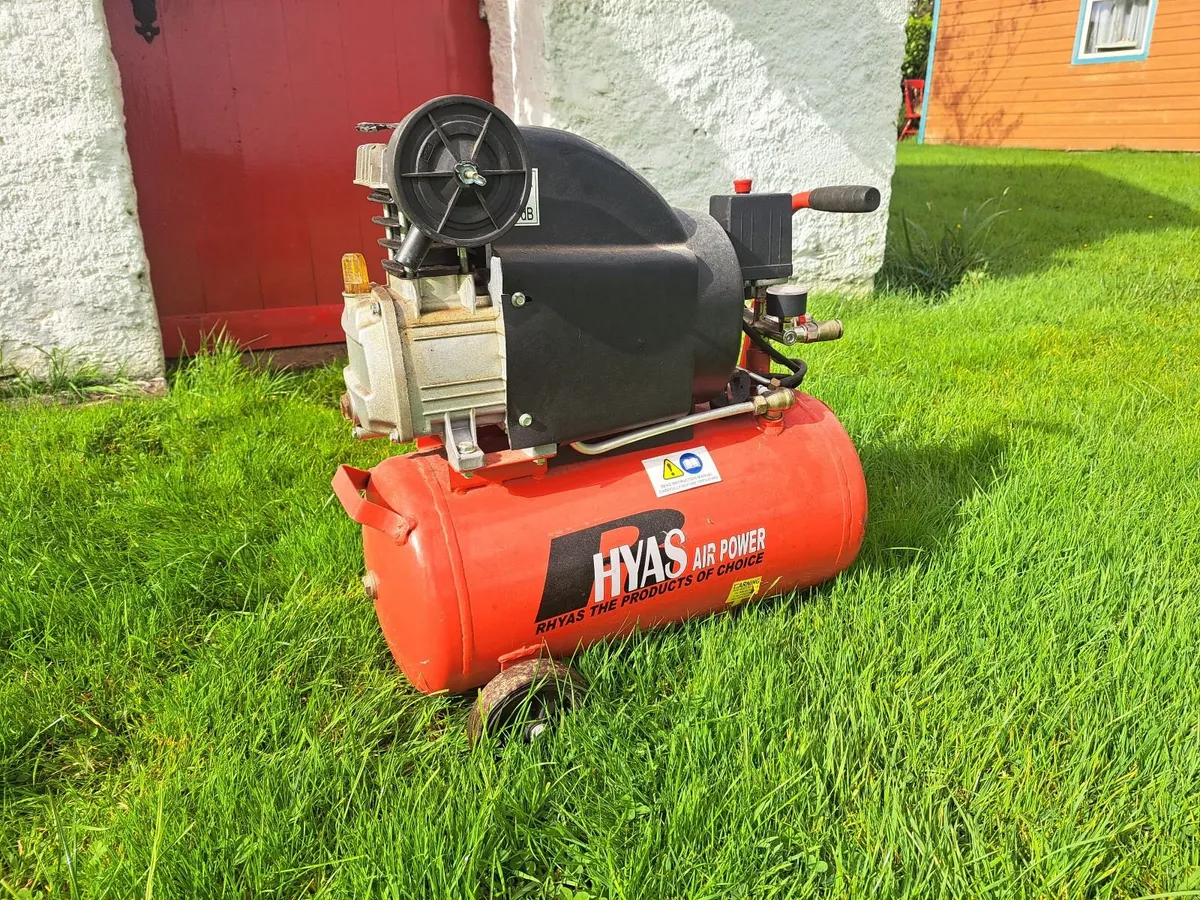 Rhyas 24L 7.3CFM Portable Air Compressor. - Image 1