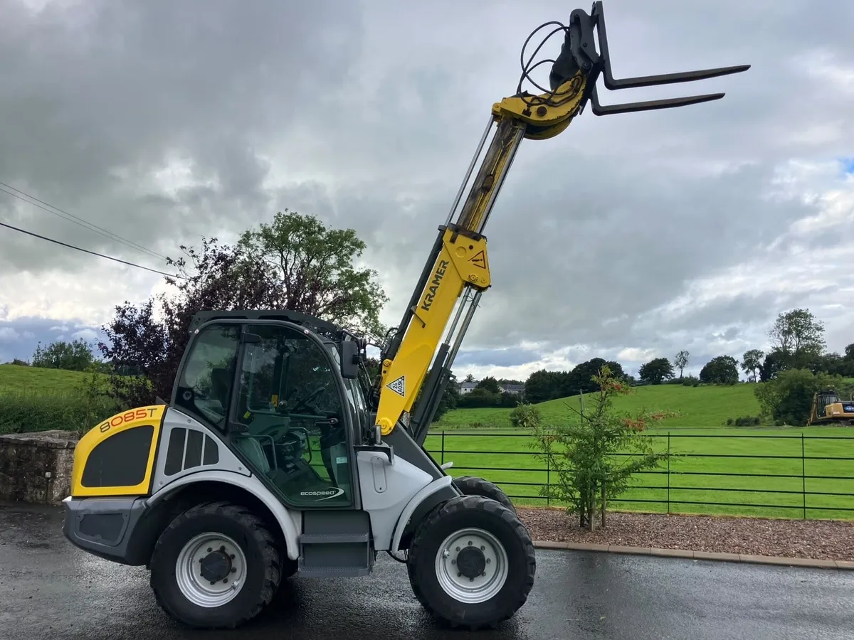 2017 KRAMER LOADING SHOVEL - Image 2
