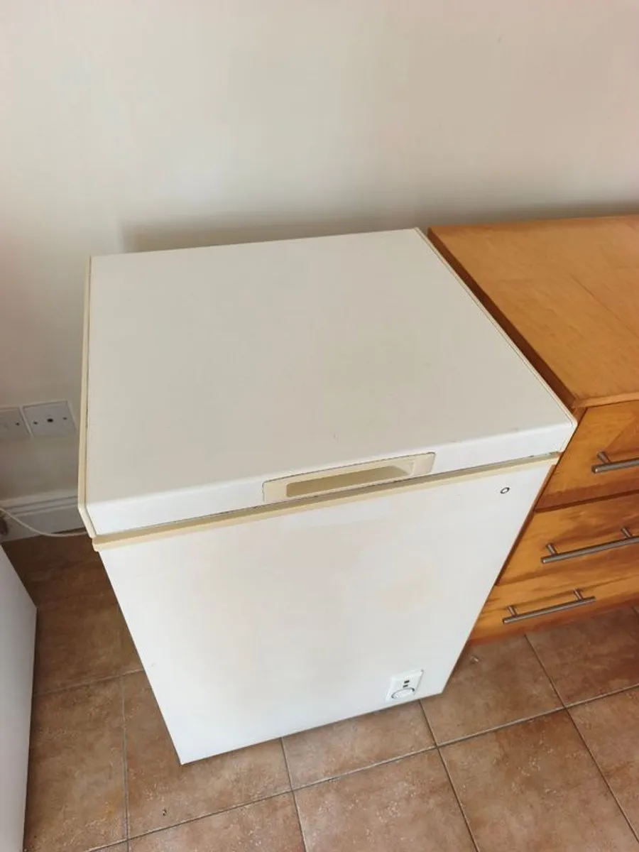 Chest Freezer - 100L - Image 1