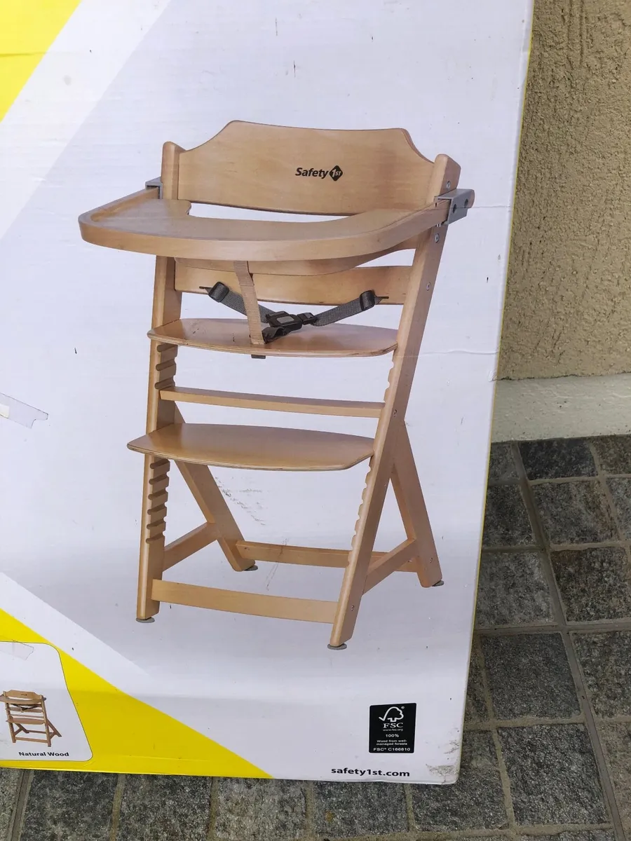 Wooden high chair Safety 1st - Image 1
