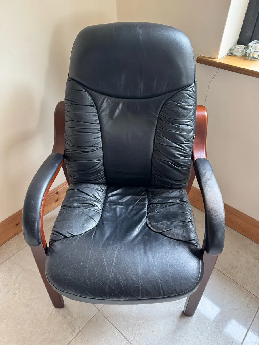 Orthopaedic chair