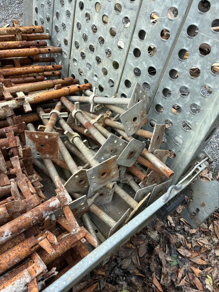 Scaffolding - Image 2
