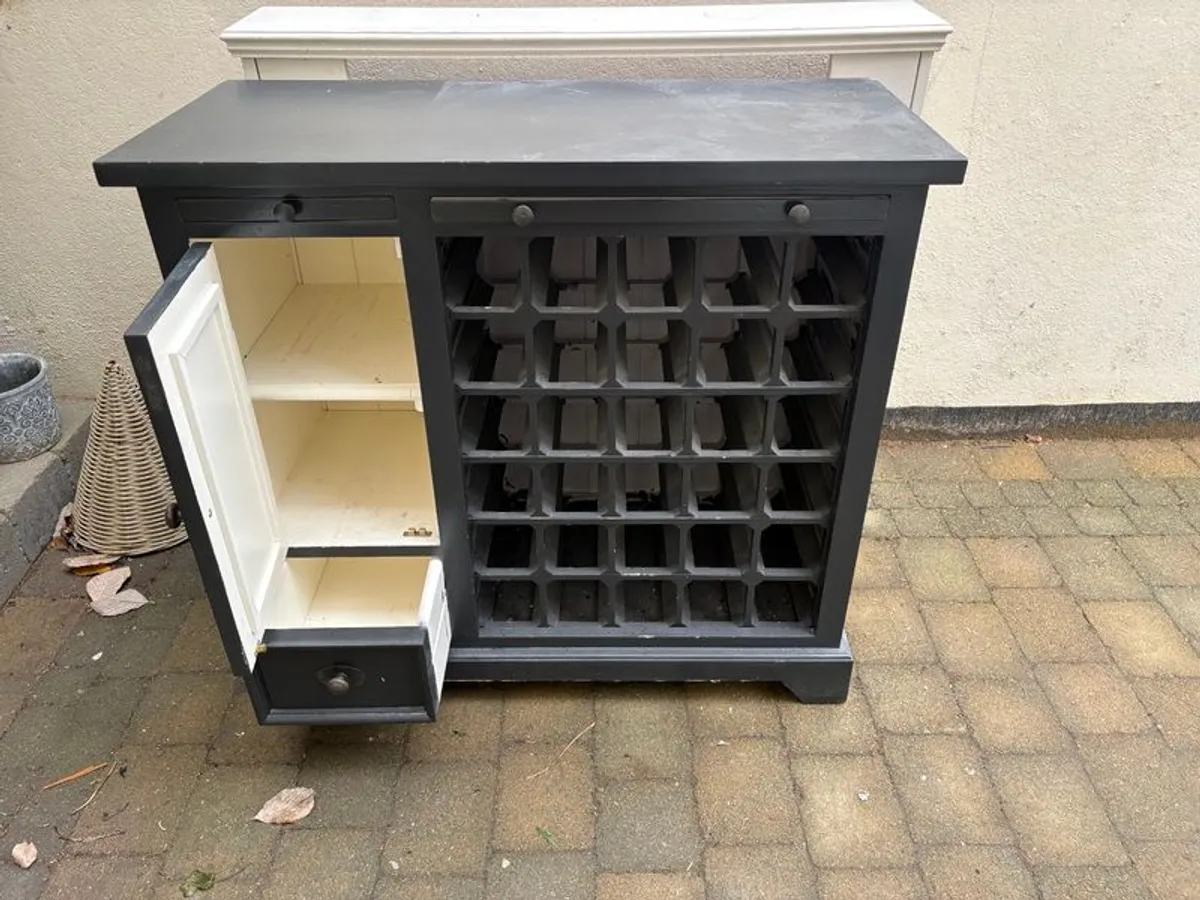 Wine cabinet - Image 1