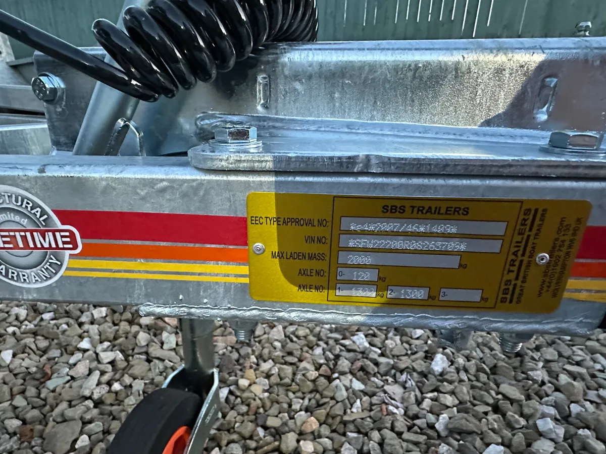 SBS R4 2000kg Eazi Loader Roller Boat trailer - Image 2