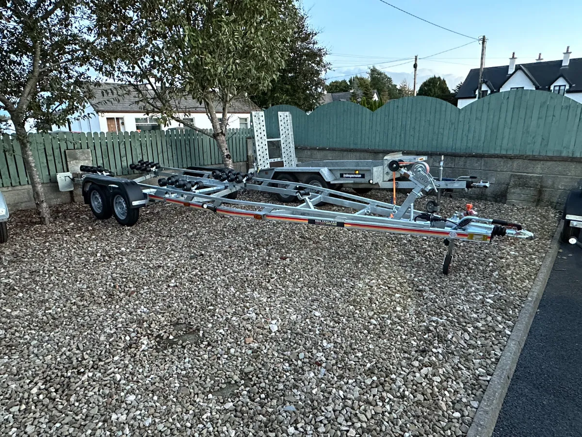 SBS R4 2000kg Eazi Loader Roller Boat trailer - Image 1