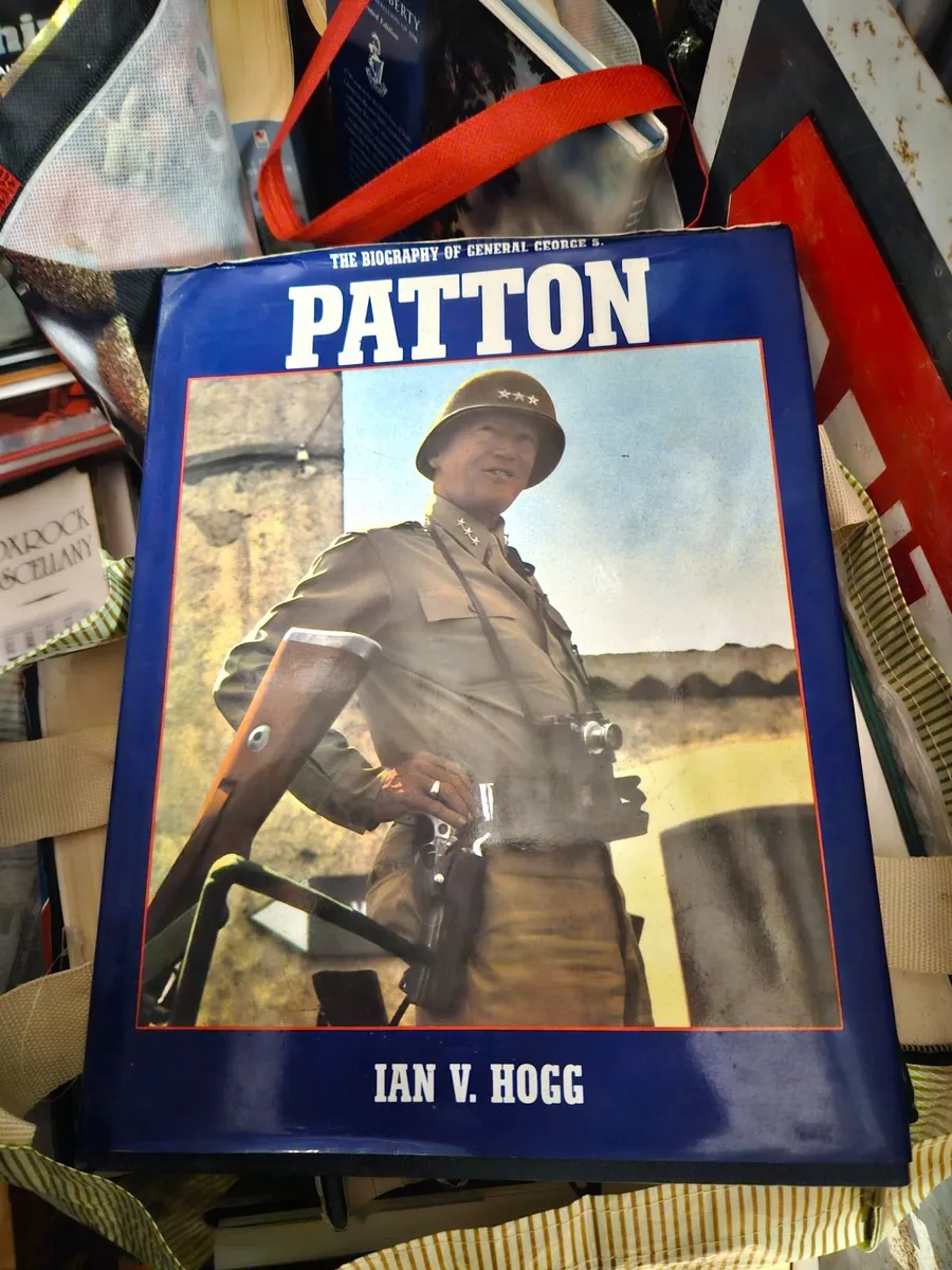 Book Patton WW2