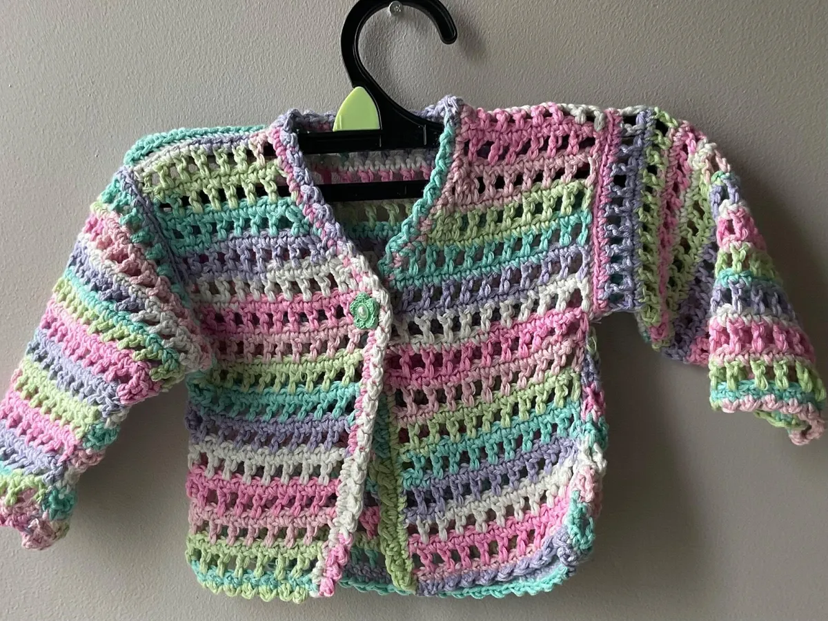 2 Baby cardigans 6 months - Image 4
