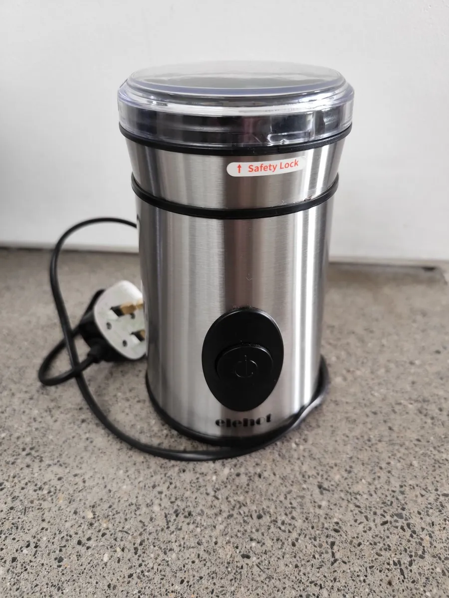 Coffee Grinder, Smoothie Maker and Mini Blender - Image 3