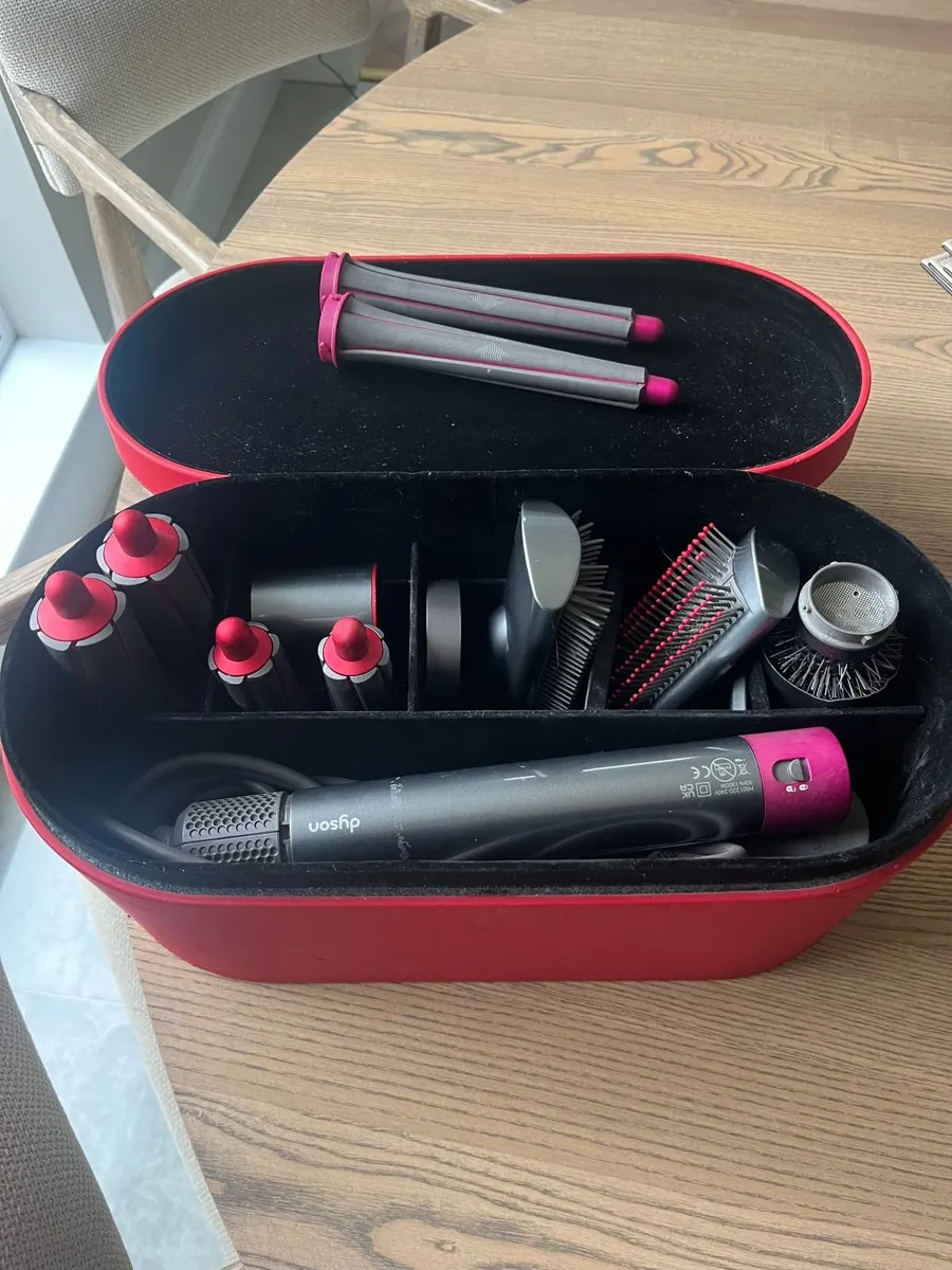 Dyson Air Wrap - Image 1