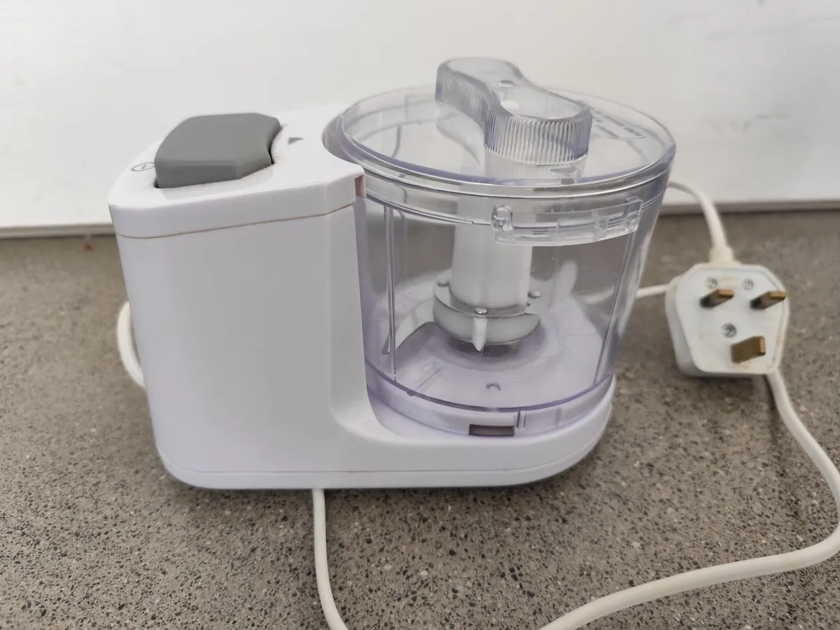 Coffee Grinder, Smoothie Maker and Mini Blender - Image 2