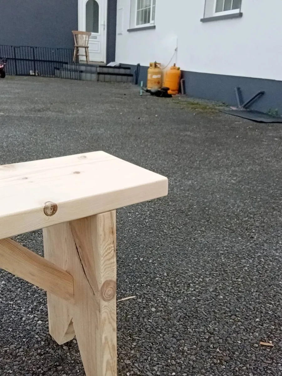 Bench - Image 3
