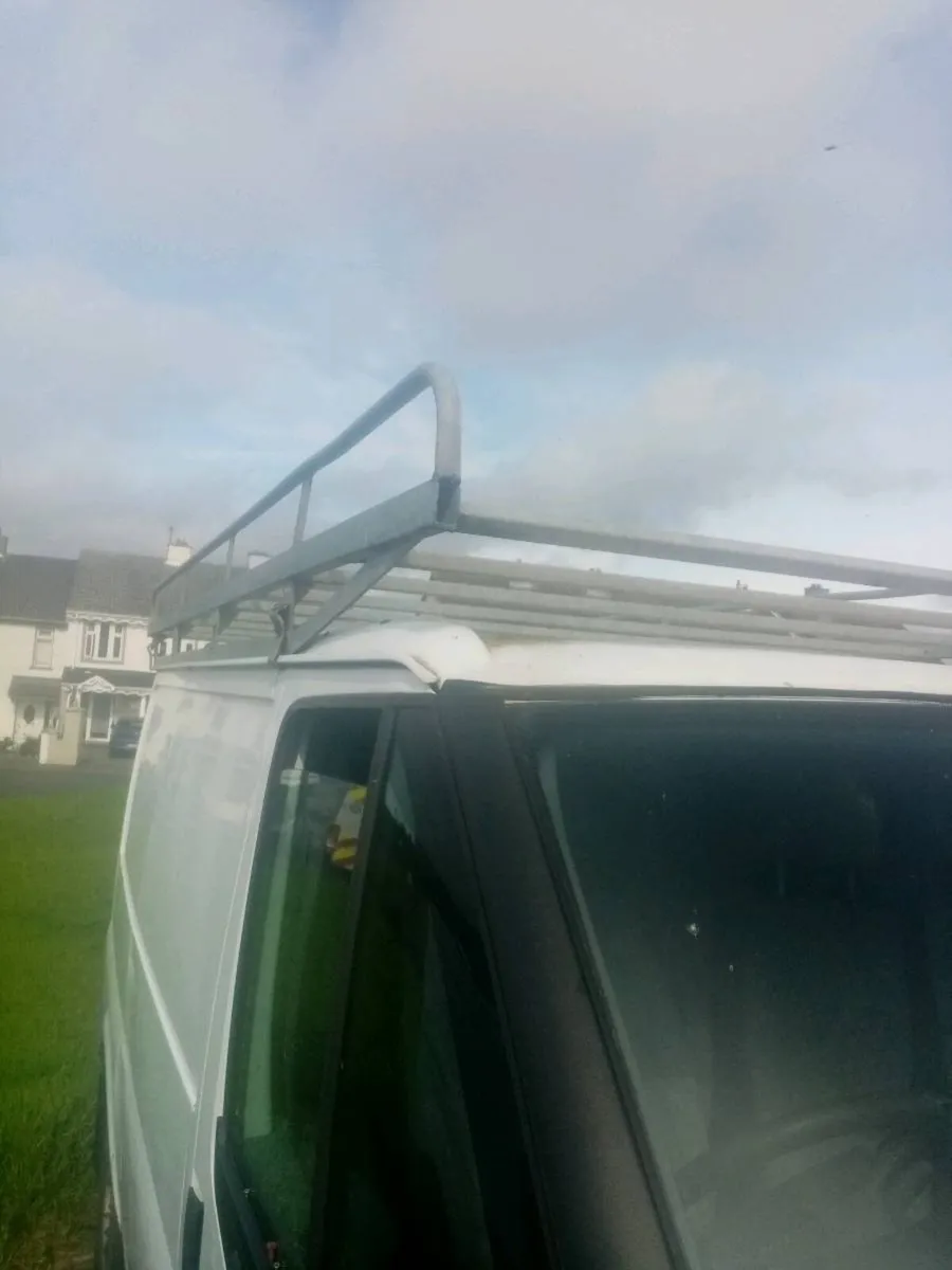 Roof rack - Image 2