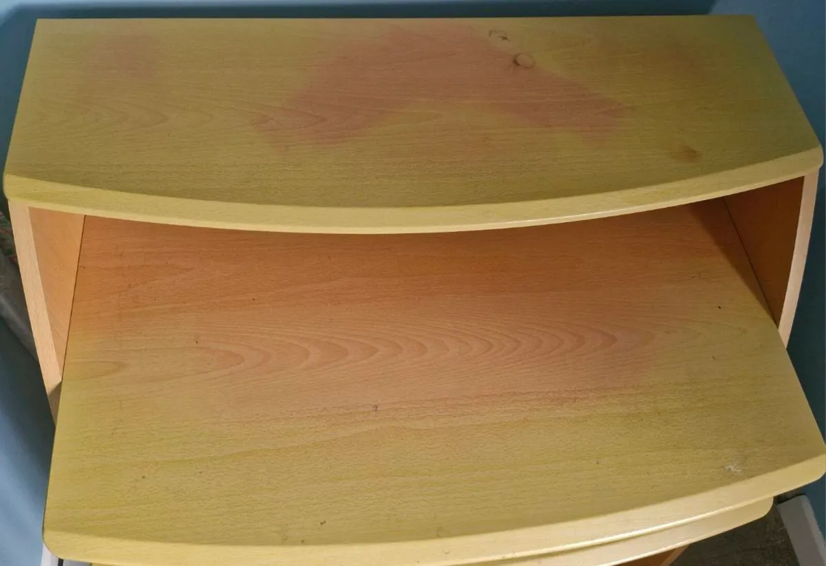 Computer desk - Image 3