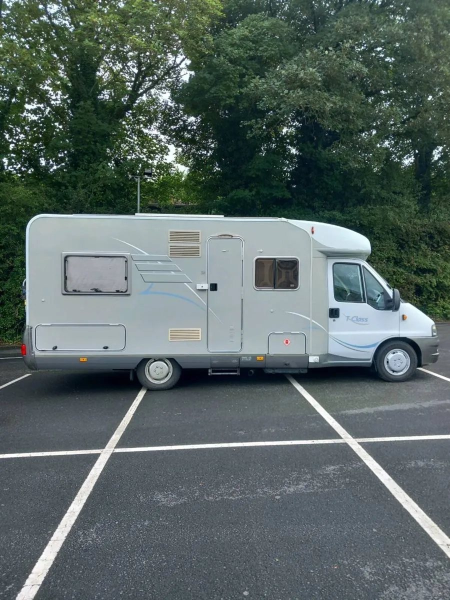 Hymer T Class 655 4 Berth - Image 3