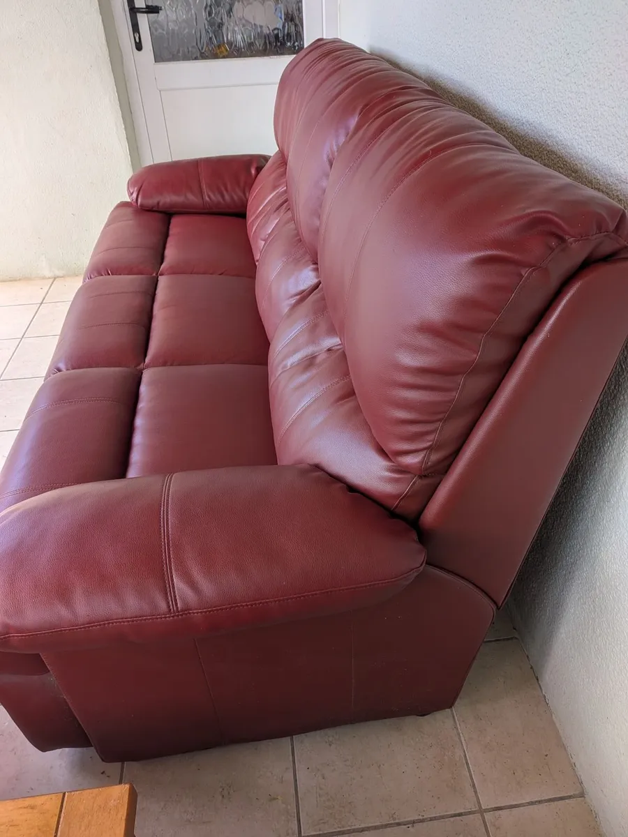 Couch - Image 3