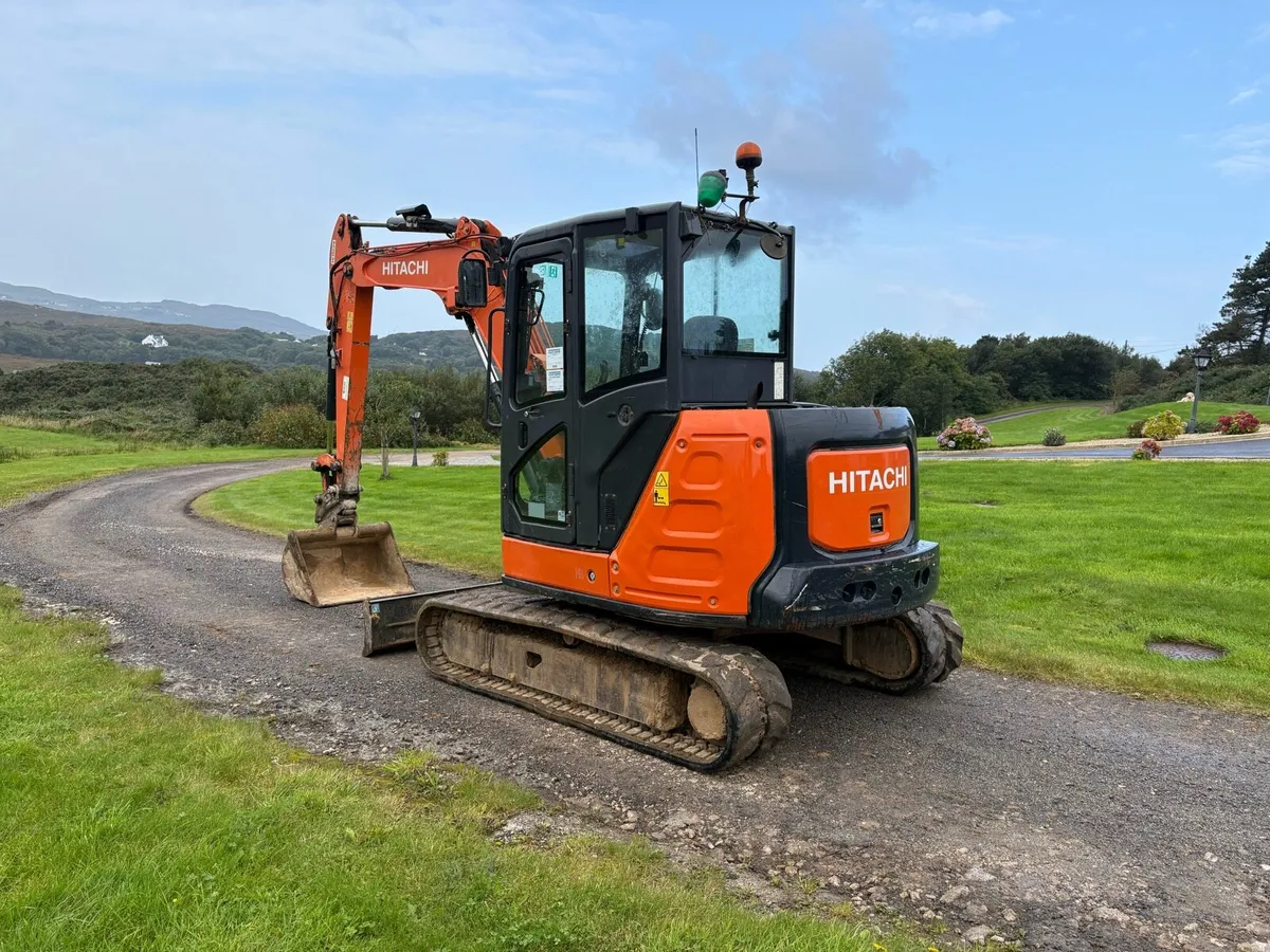 Hitachi  zaxis zx65 - Image 2