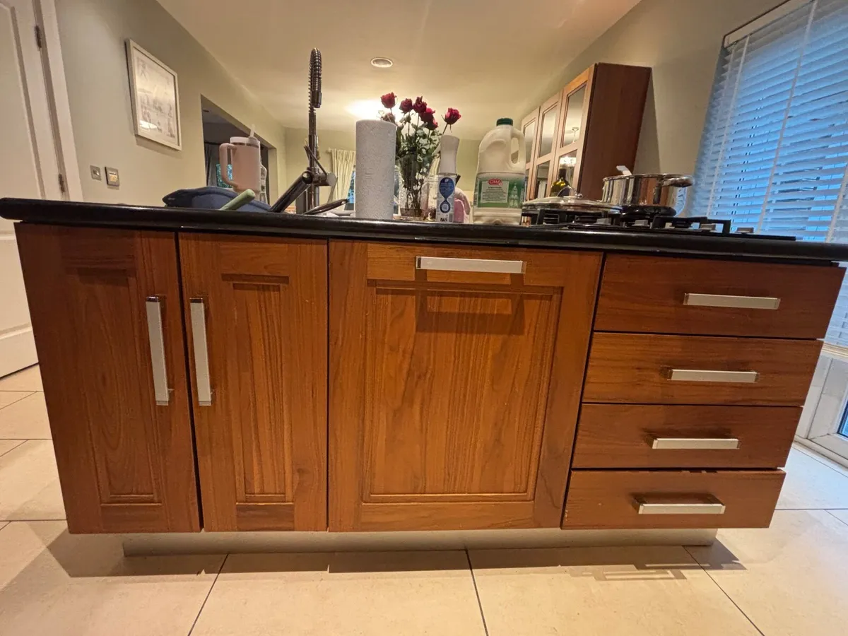 Full kitchen - Image 3