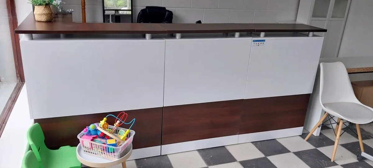Furniture, office equipment etc. - Image 4