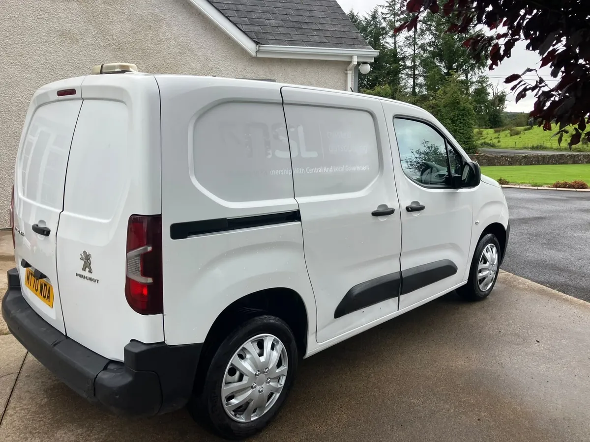 2020 PEUGEOT PARTNER - Image 3