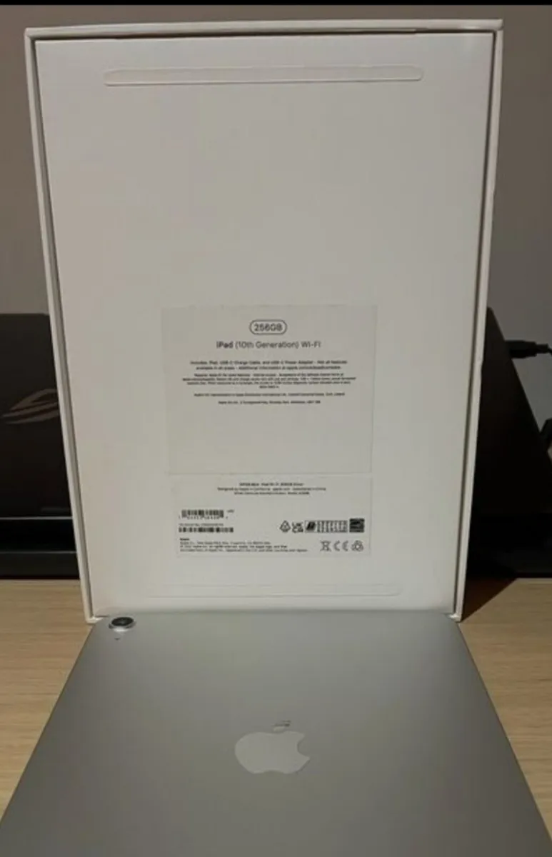 New Apple  iPad 10.9" 10th Gen 256GB WiFi - Image 3