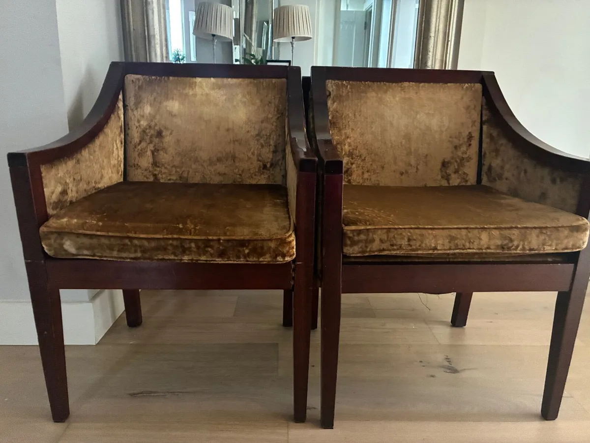 Pair of  Vintage arm chairs - Image 1