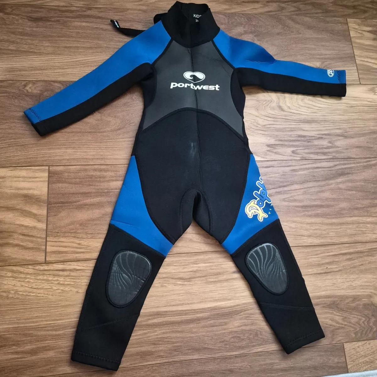 Kids wetsiut - Image 1