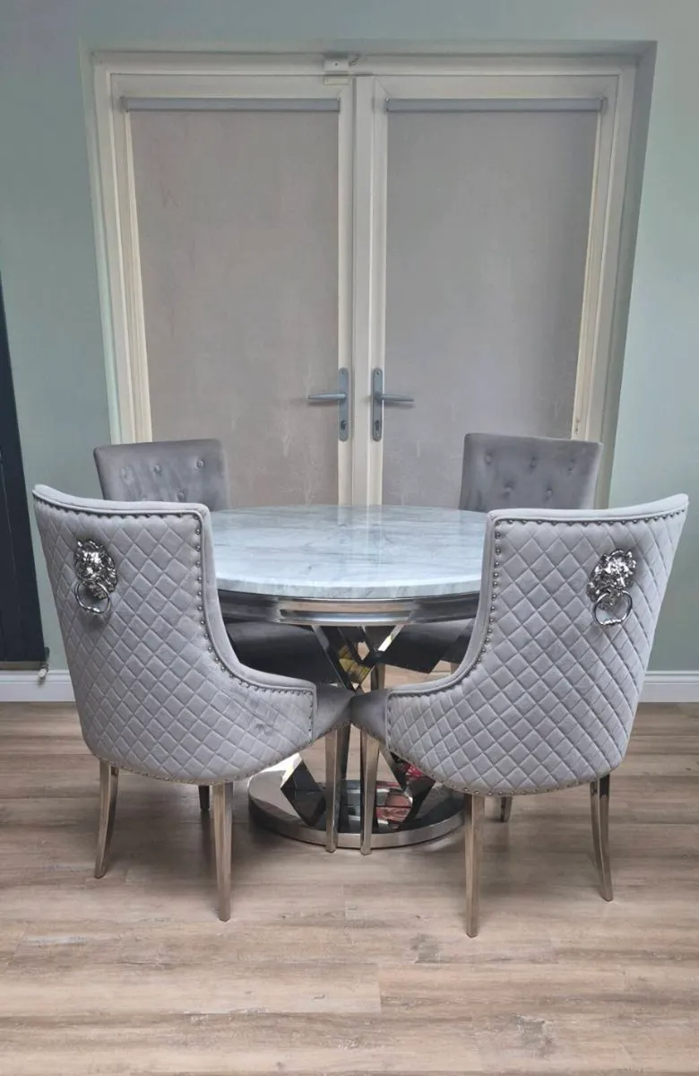 DINNING TABLE and 4 CHAIRS - Image 2