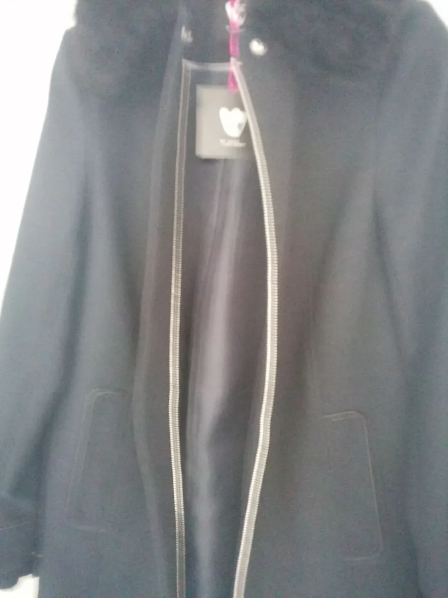 Beautiful Black Fully Lined Coat by Very for Sale - Image 3