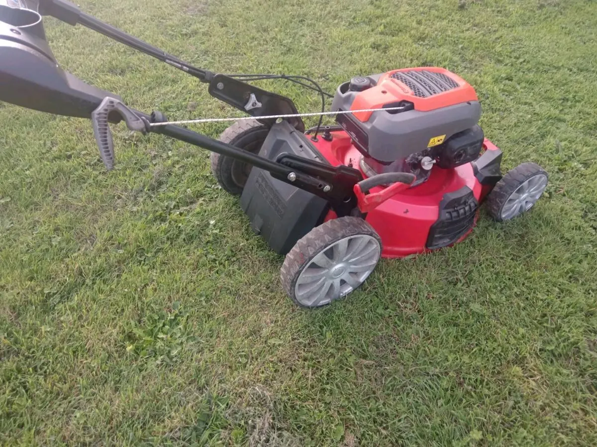 Lawnmowers - Image 3