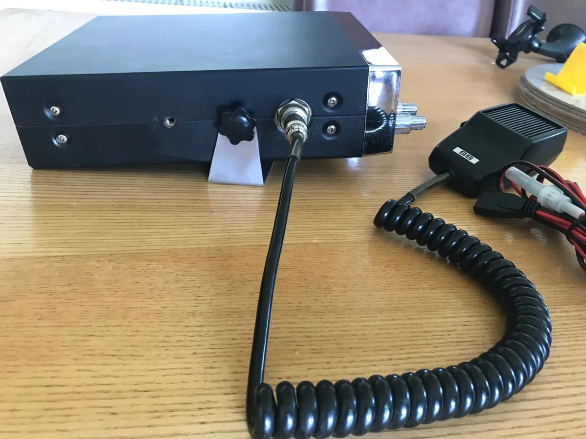 Superstar 360FM CB Radio - Image 4