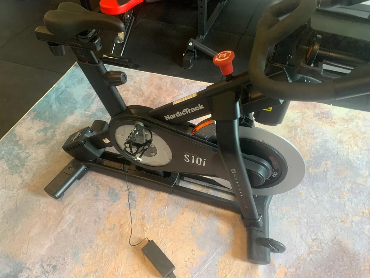 NordicTrack S10i Commercial Studio Bike - Image 3