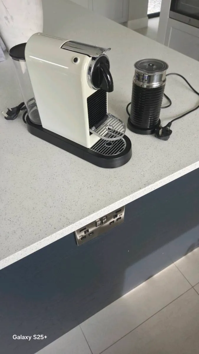Nespresso Citiz Coffee Machine by De'Longhi - Image 1