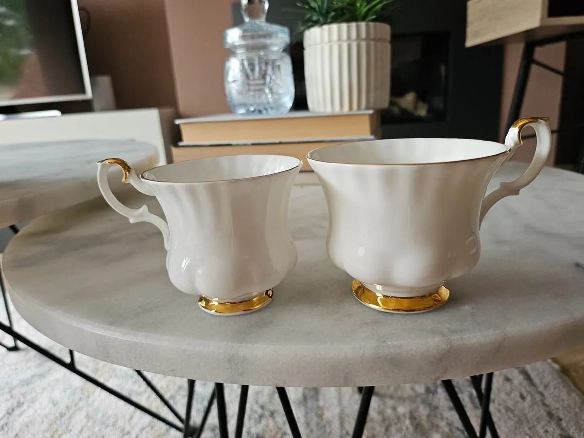 Royal Albert China Tea Set - Image 2