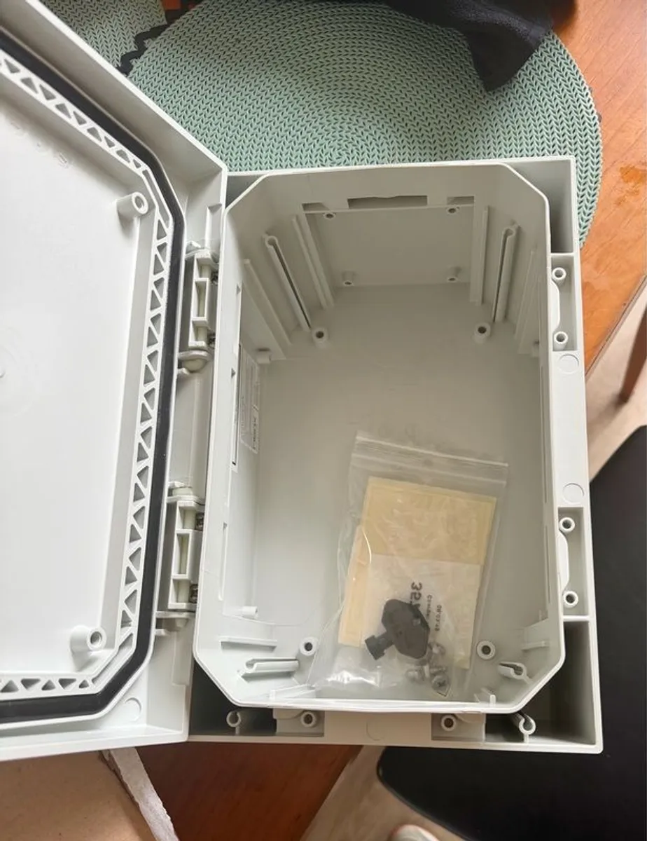 Ip66 enclosure - Image 3