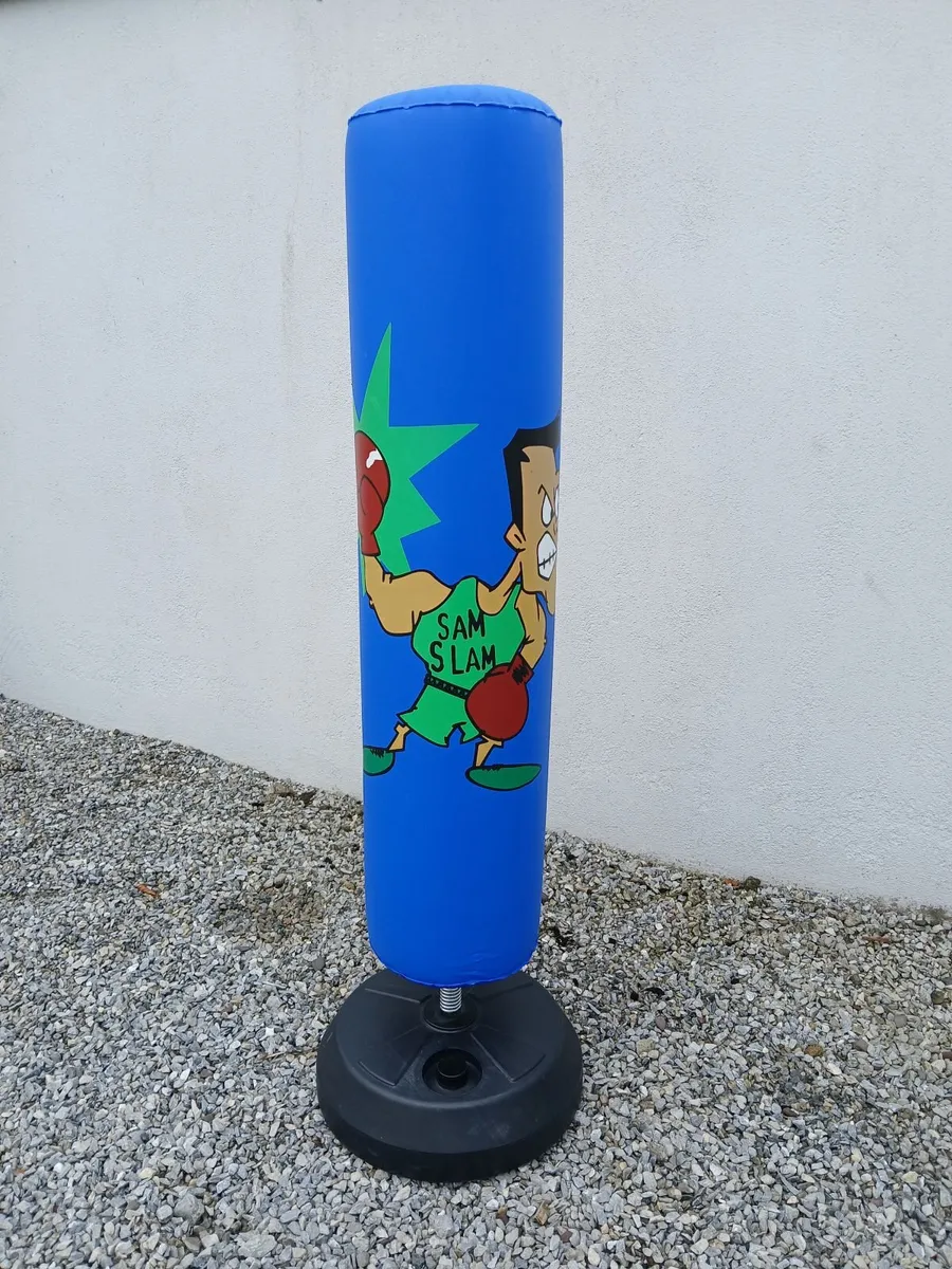 Freestanding 150cm Punching Bag