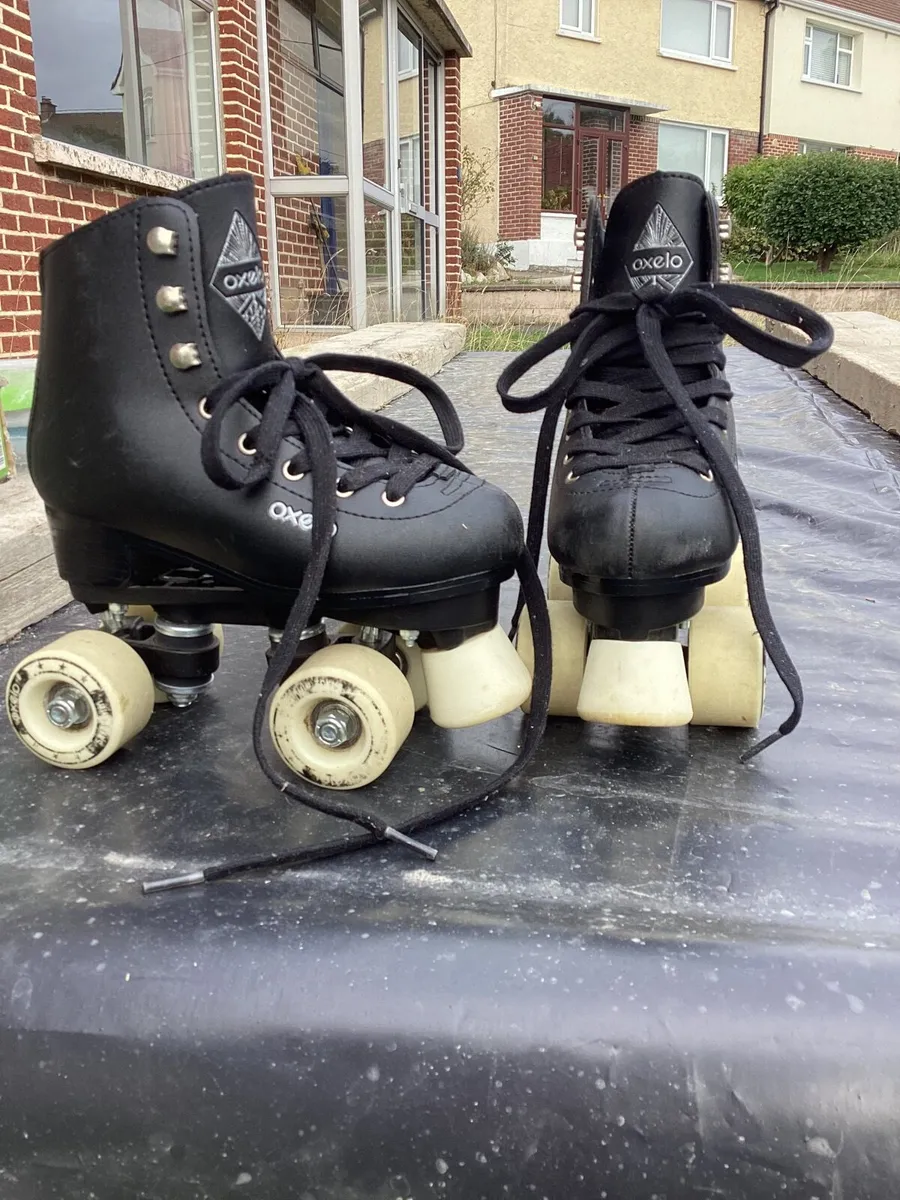 Roller skates - Image 1