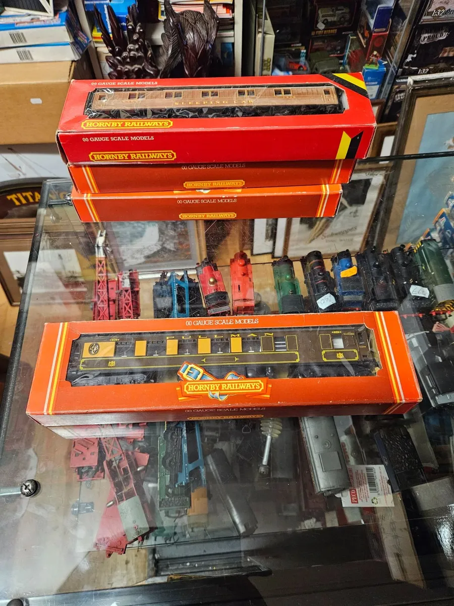 Hornby OO Gauge Carraige