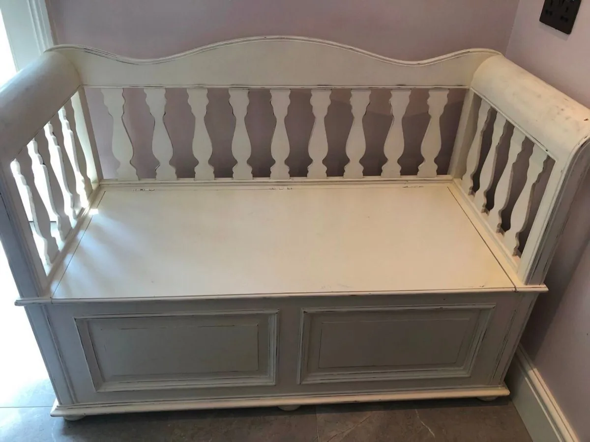 Country Corner Shabby Chic storage bench - Image 2