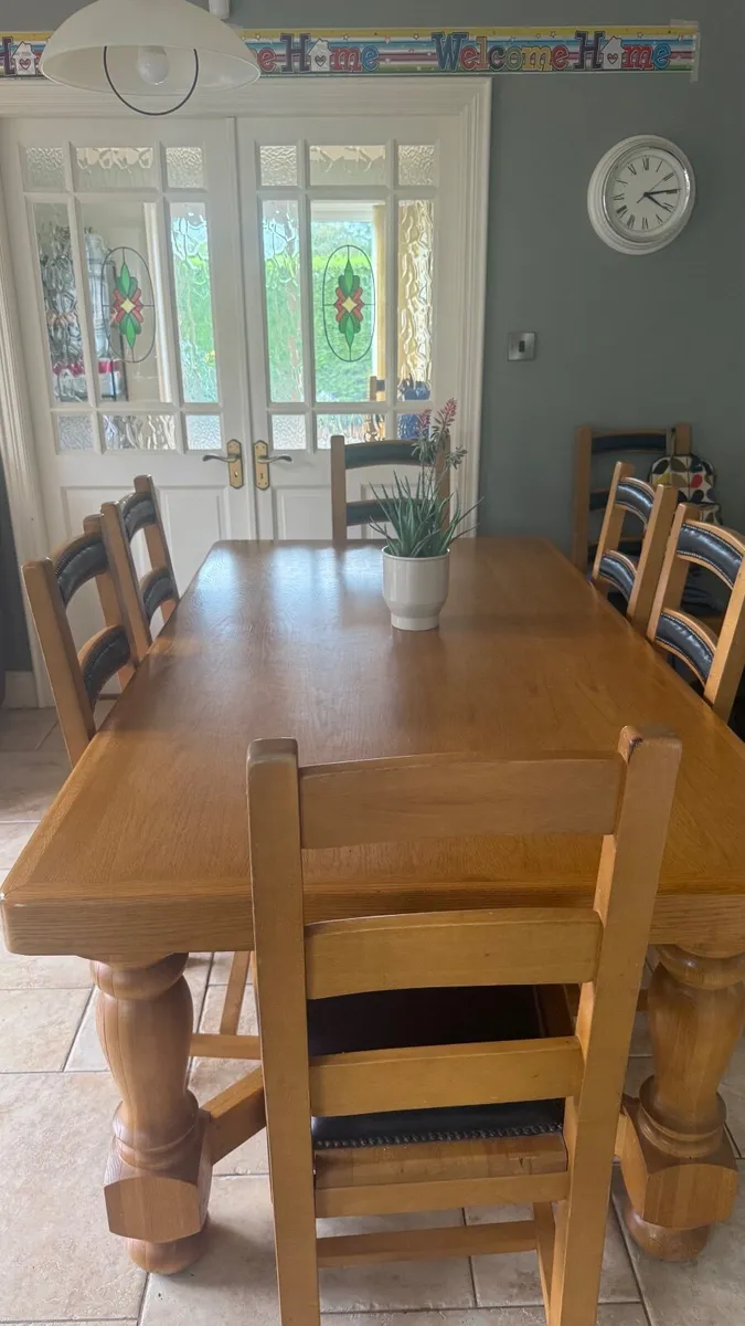 Kitchen Table and chairs - Image 1