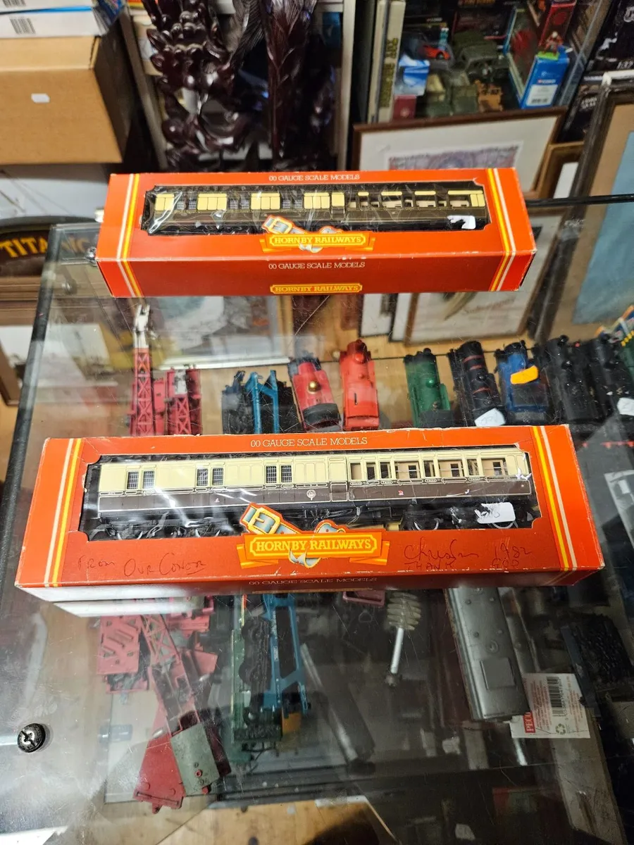 Hornby OO Gauge Carraige