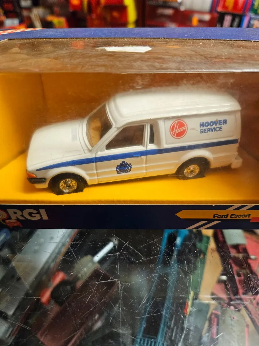 Corgi Ford Escort Van - Image 2