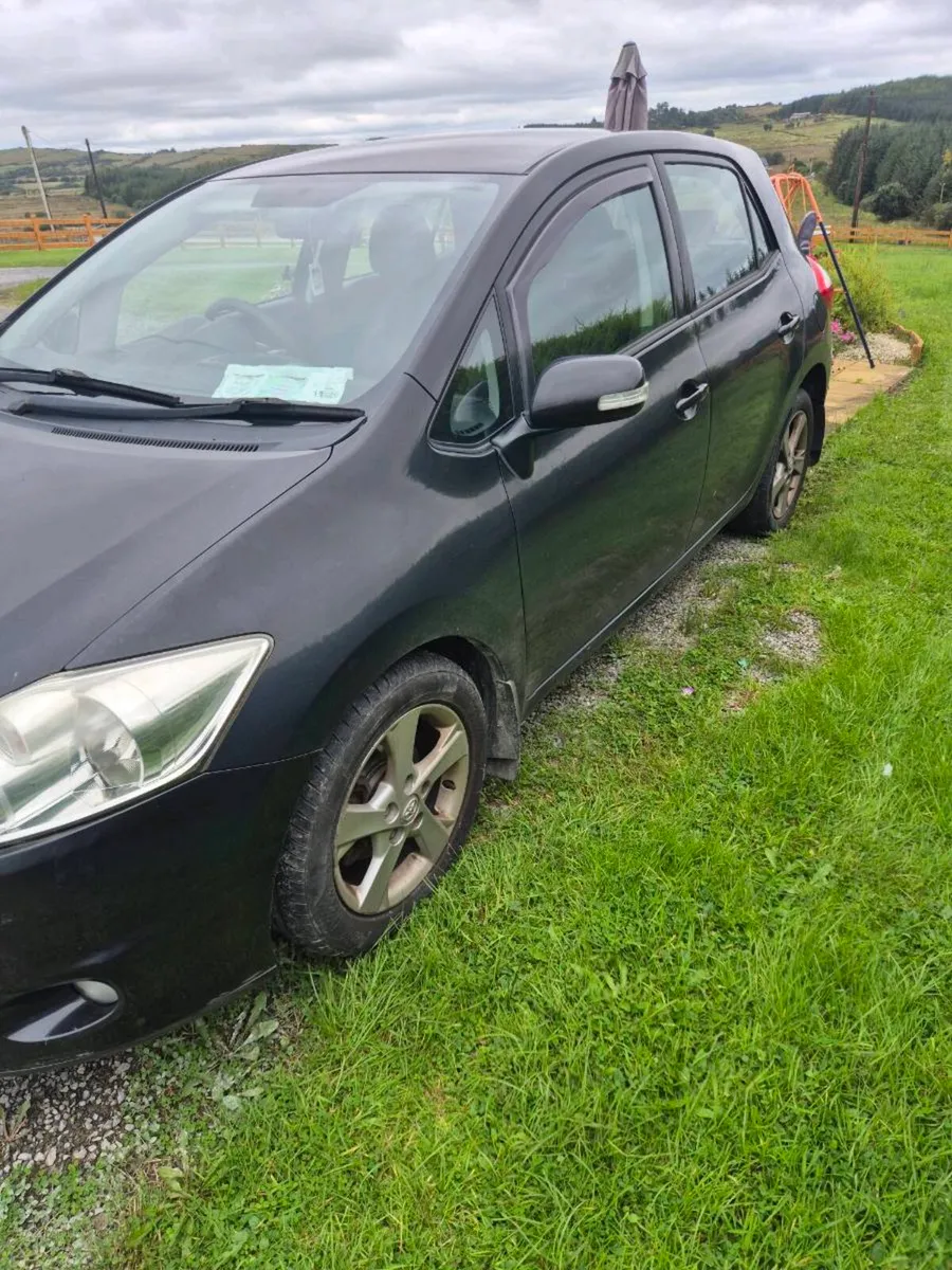 2010 Toyota auris 1.4 d - Image 2